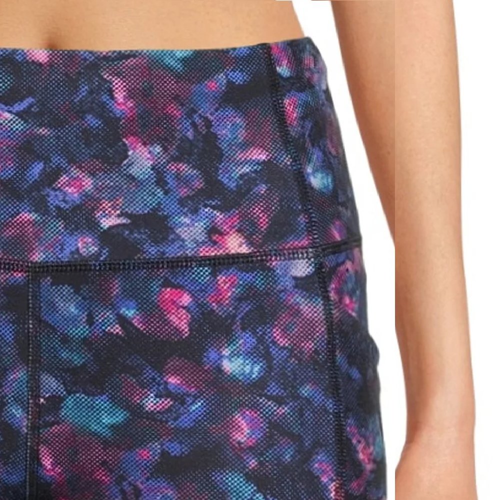 Workout Walking Running All gym capri leggings w/side pockets Cell phones fit!